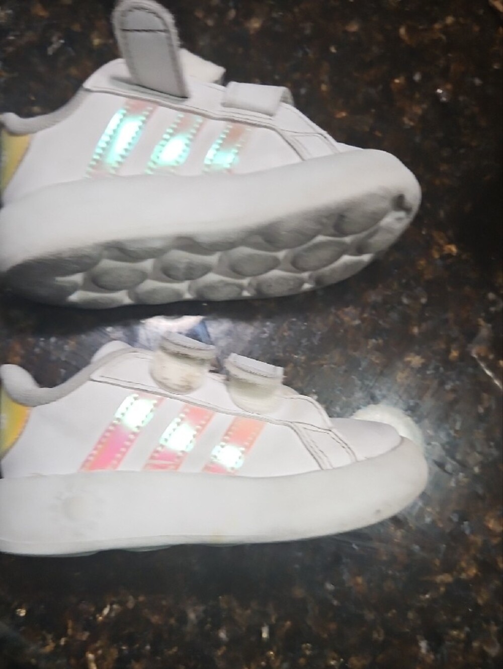 Adidas Bubble White Kids Velcro Sneakers with Iridescent Stripe 7K - Picture 9 of 14